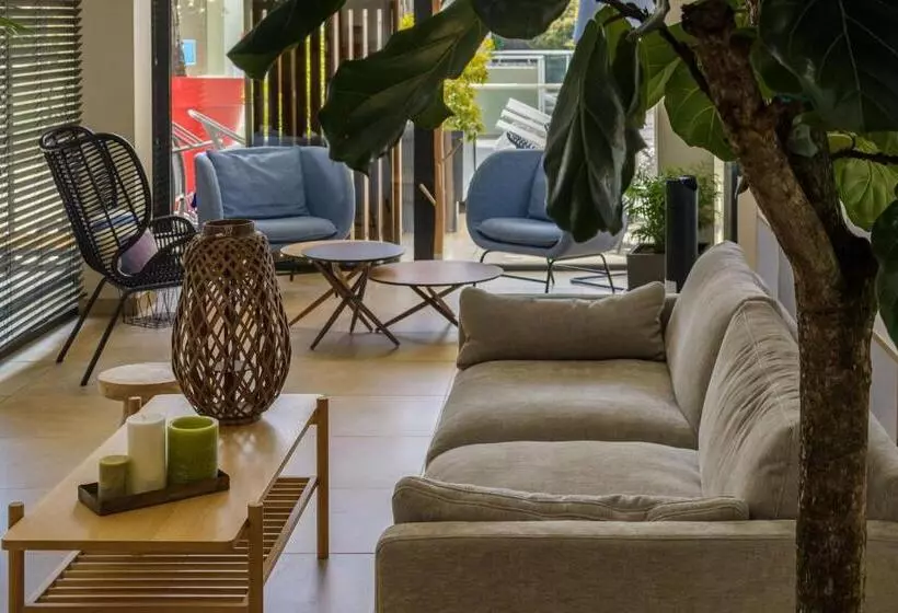 هتل Best Western Plus Ajaccio Amiraute