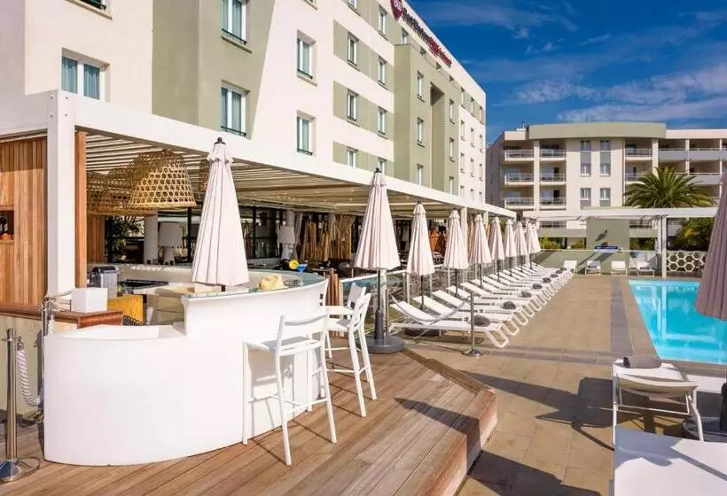 هتل Best Western Plus Ajaccio Amiraute