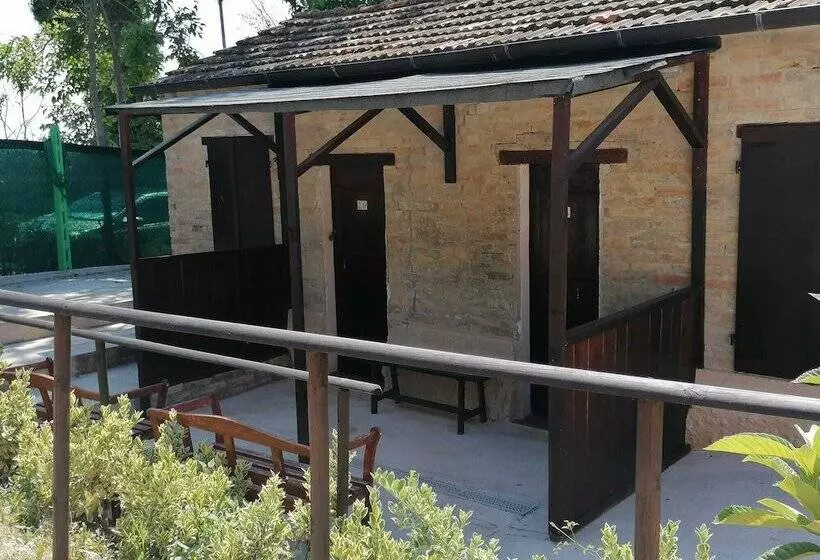 ホテル Casale Valentini