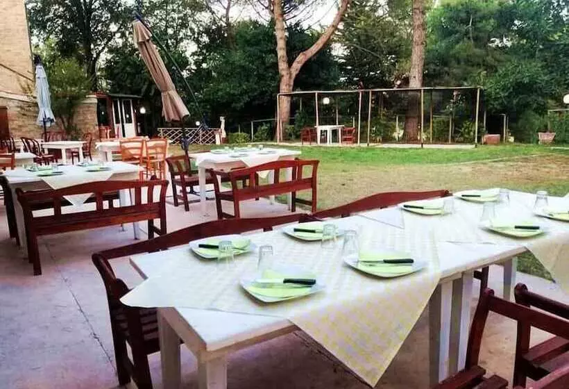 ホテル Casale Valentini