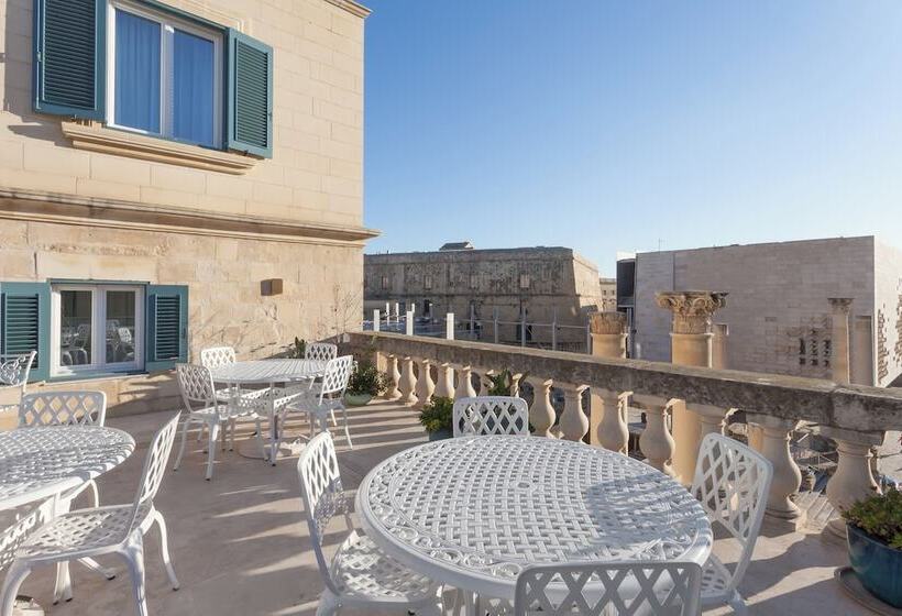 هتل Domus Zamittello