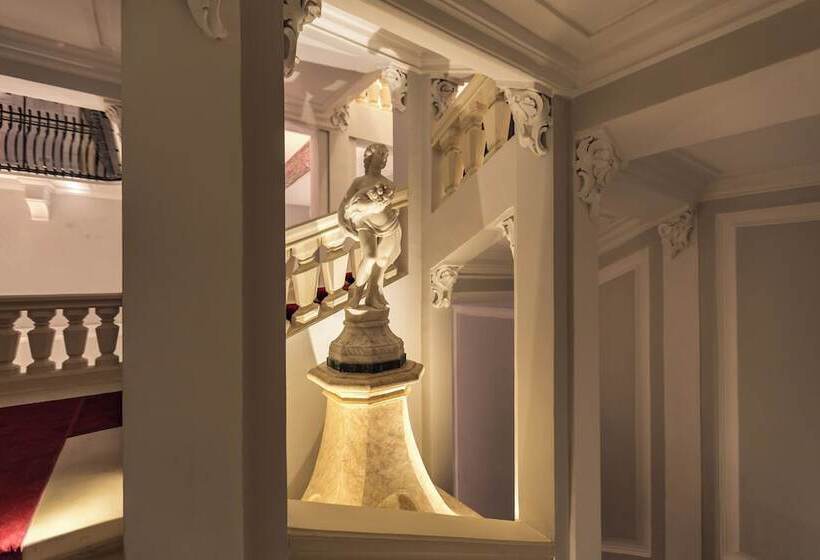 هتل Domus Zamittello