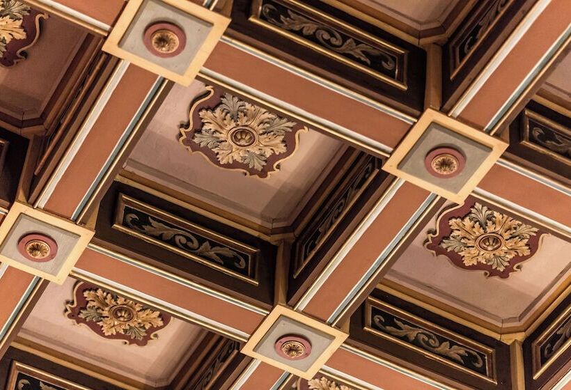 هتل Domus Zamittello