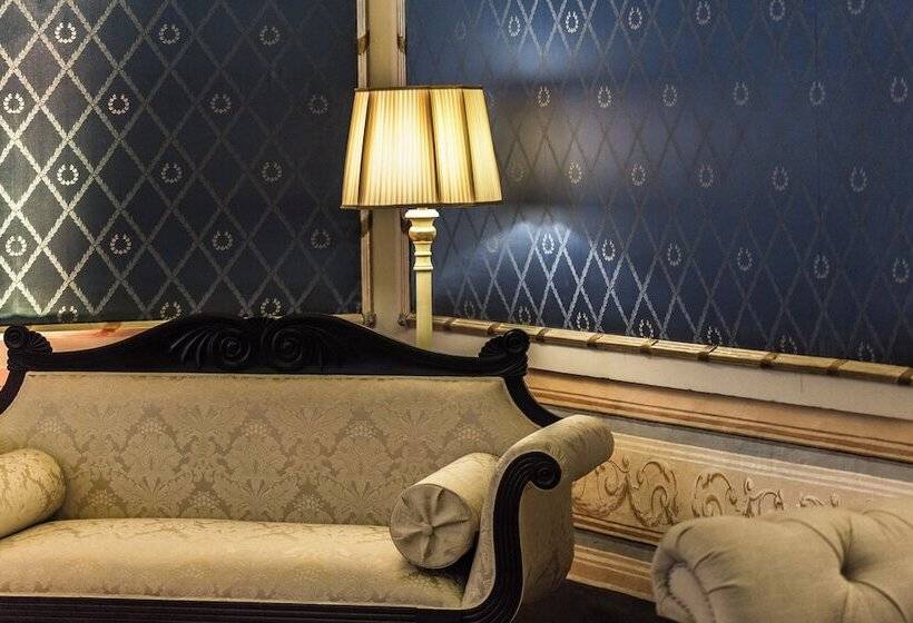 هتل Domus Zamittello