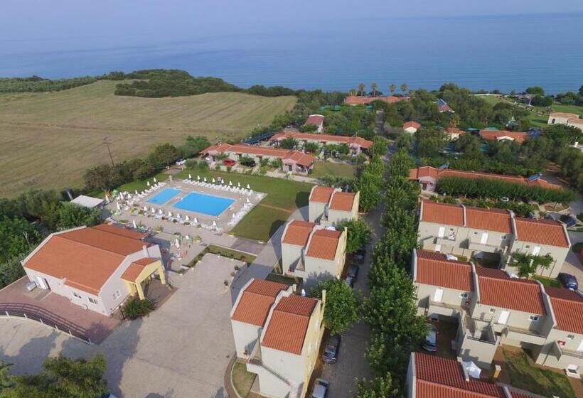 Отель Fournia Village