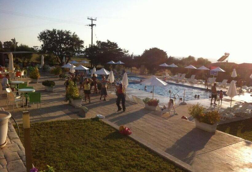 Отель Fournia Village