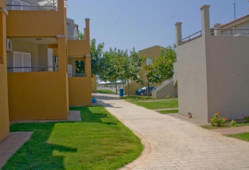 Отель Fournia Village