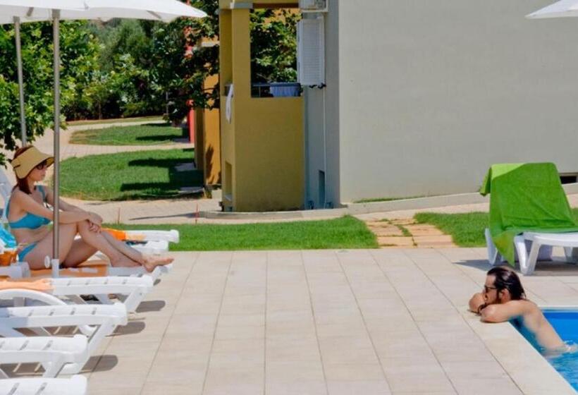 Отель Fournia Village