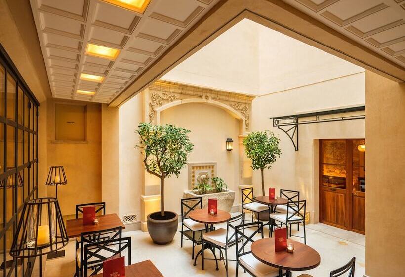 Отель Gloria De Sant Jaume