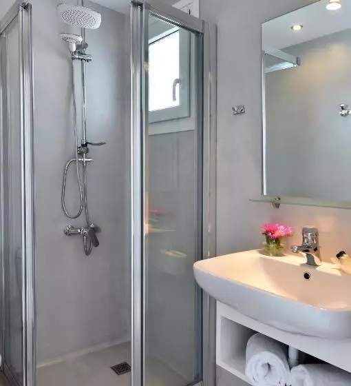 ホテル Mersina Exclusive