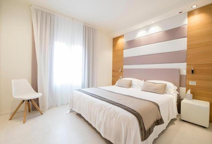 فندق Metropol Ceccarini Suite Luxury Apartments
