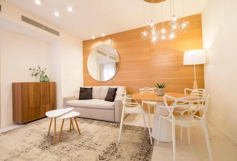 فندق Metropol Ceccarini Suite Luxury Apartments