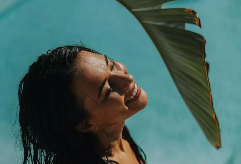 ホテル Paralos Lifestyle Beach Adults Only