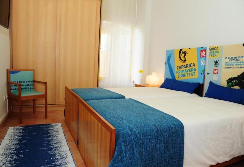 הוסטל Caparica Sun Centre