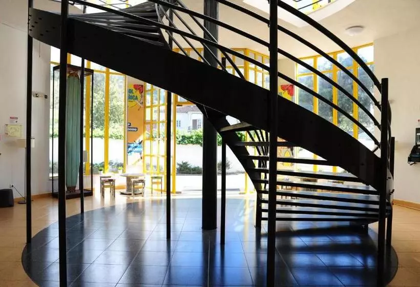 هاستل Caparica Sun Centre