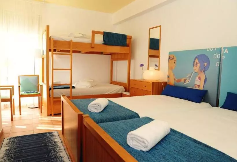 هاستل Caparica Sun Centre