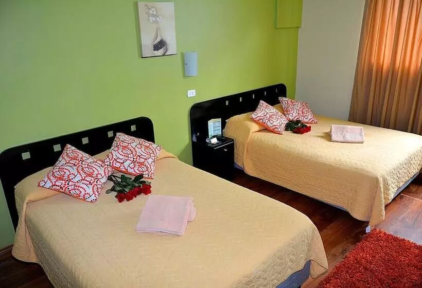 ユースホステル Hostal Terra 1   Andalucía