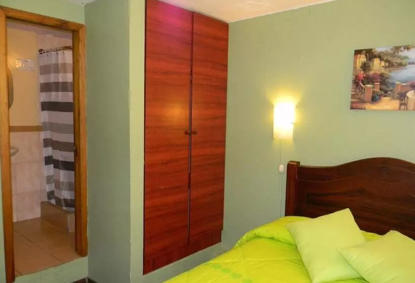 ユースホステル Hostal Terra 1   Andalucía