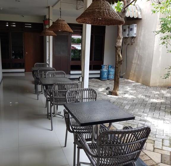 فندق صغير Krowi Inn