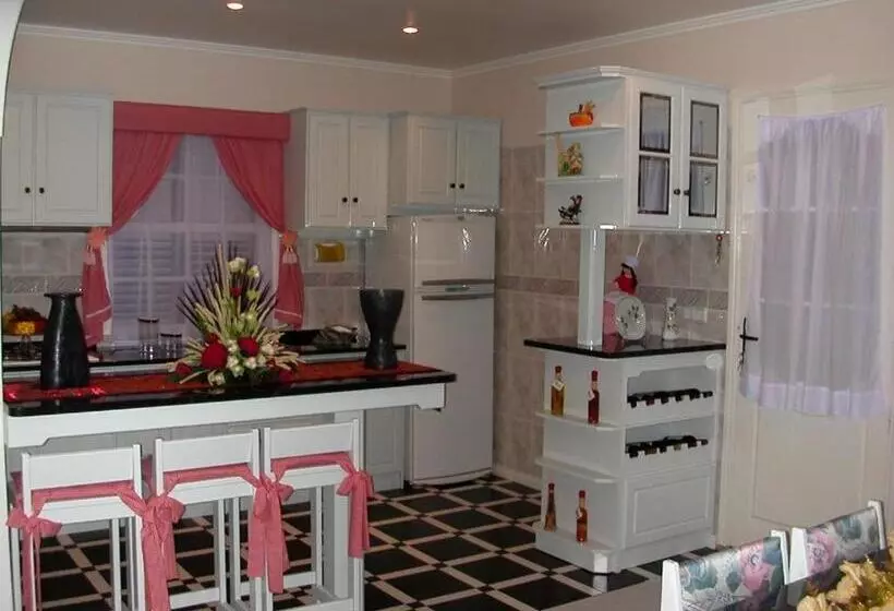 ユースホステル Moradia Familiar Novavista   T3