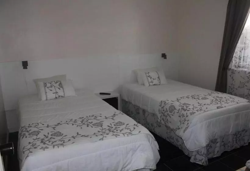 ユースホステル Moradia Familiar Novavista   T3