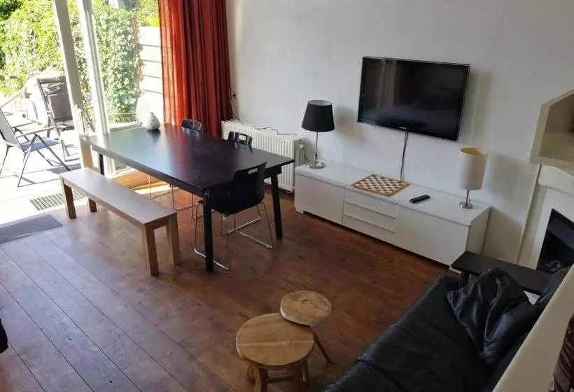 تختخواب و صبحانه Canal Garden Apartment Staywell Amsterdam