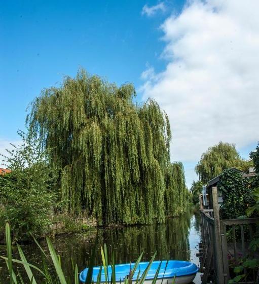 צימר Canal Garden Apartment Staywell Amsterdam