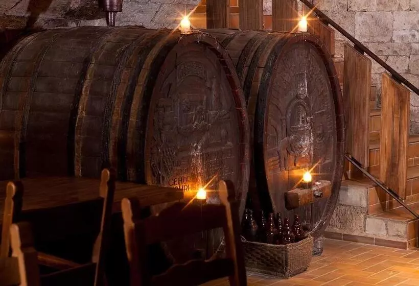 Hotelli Altdeutsche Weinstuben