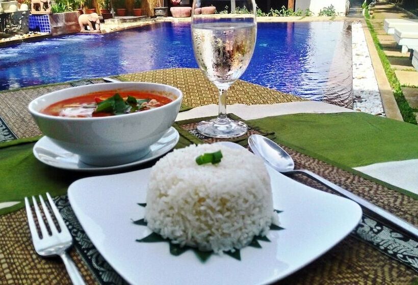 هتل Baystone Resort