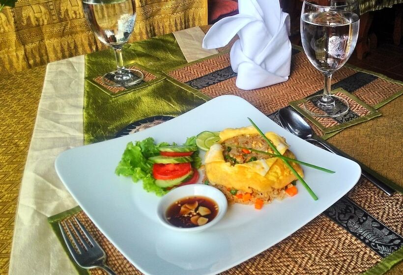 هتل Baystone Resort