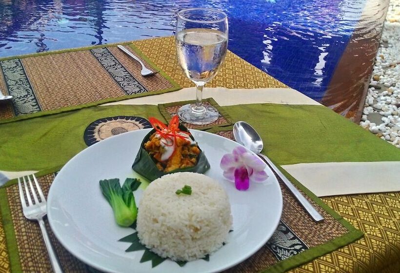 هتل Baystone Resort