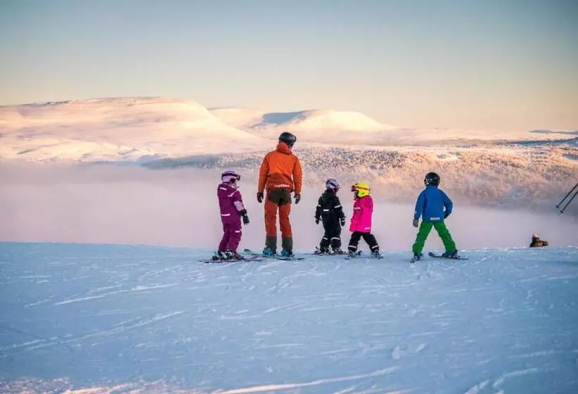 ホテル Ramundbergets Fjällgård