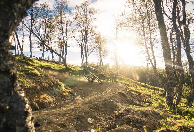 בית מלון כפרי Ramundbergets Fjällgård