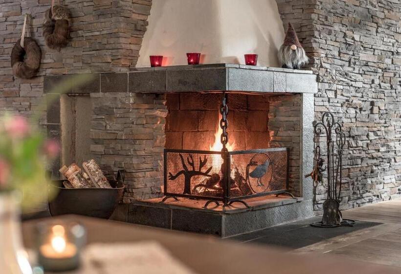 בית מלון כפרי Ramundbergets Fjällgård