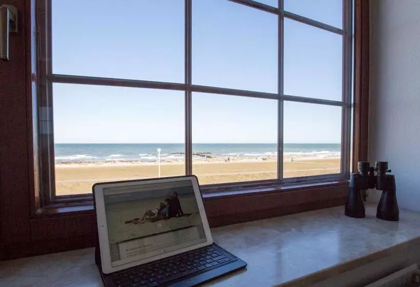 ホテル Strandrauber