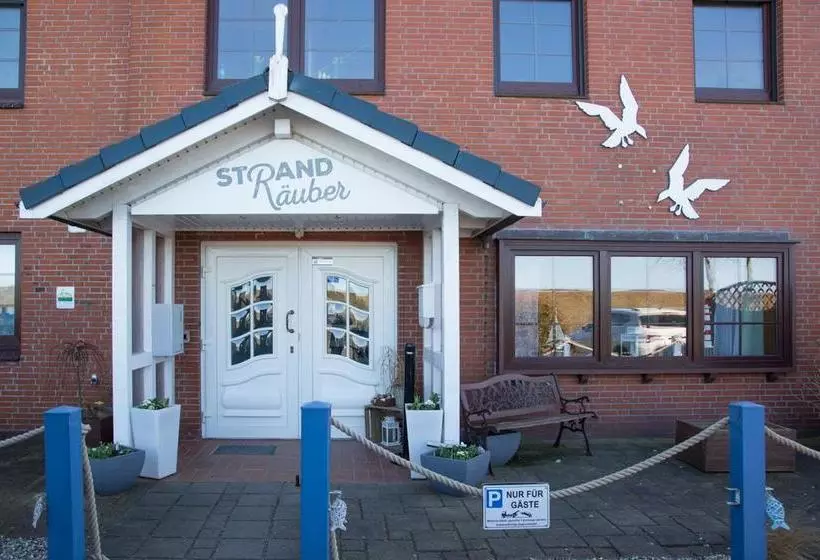 ホテル Strandrauber