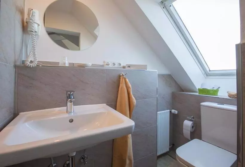 ホテル Strandrauber