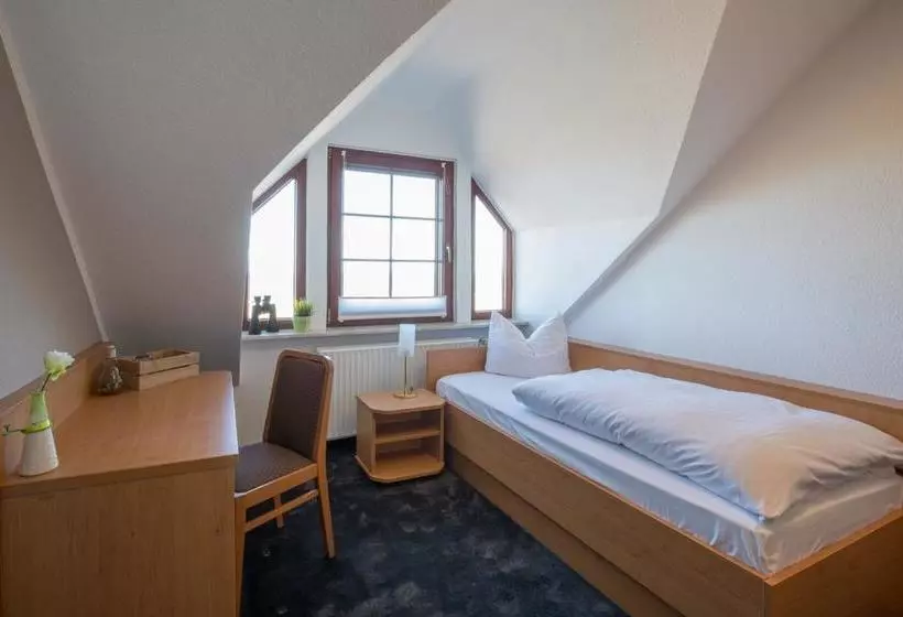 ホテル Strandrauber