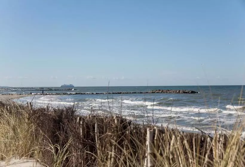 ホテル Strandrauber