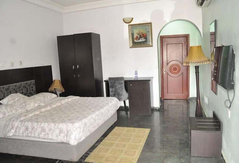 هتل Transtell Suites & Apartments