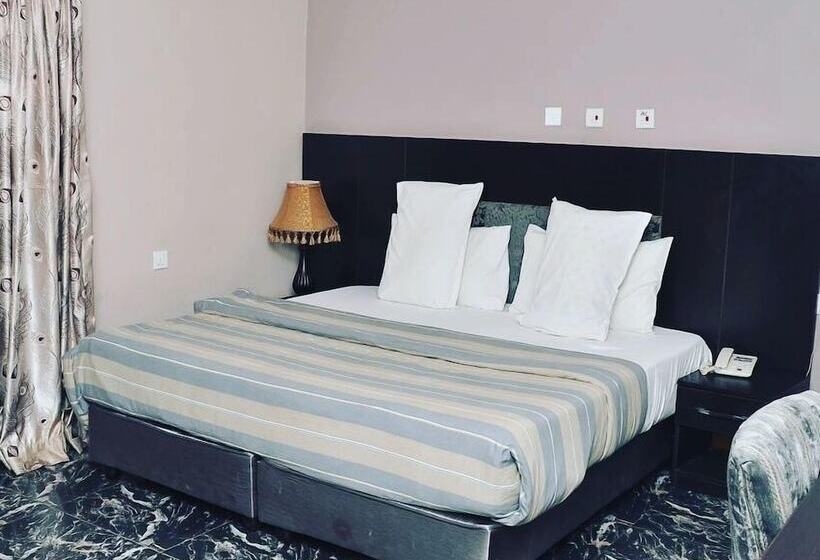 هتل Transtell Suites & Apartments