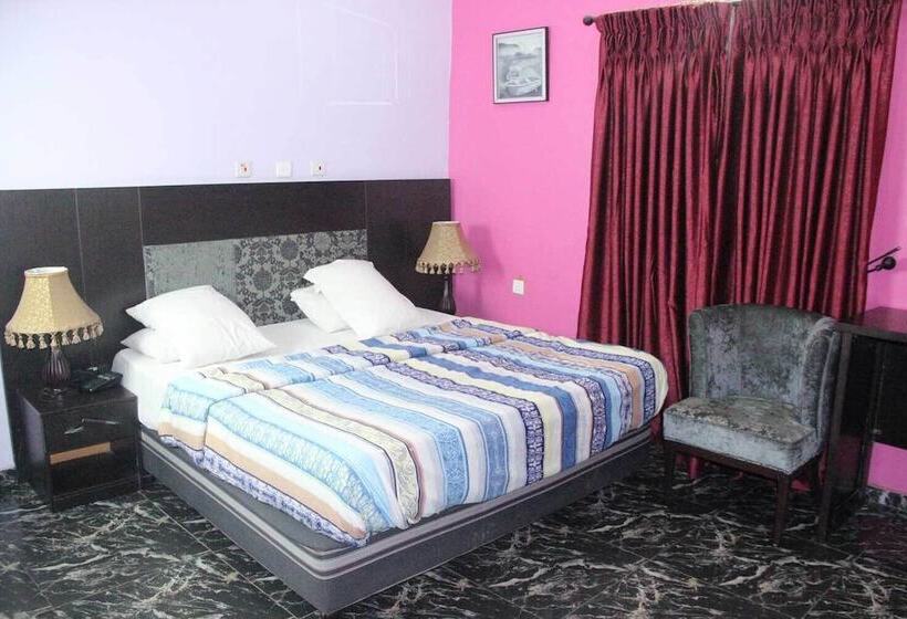 هتل Transtell Suites & Apartments