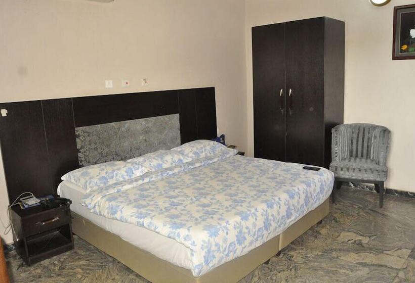 هتل Transtell Suites & Apartments