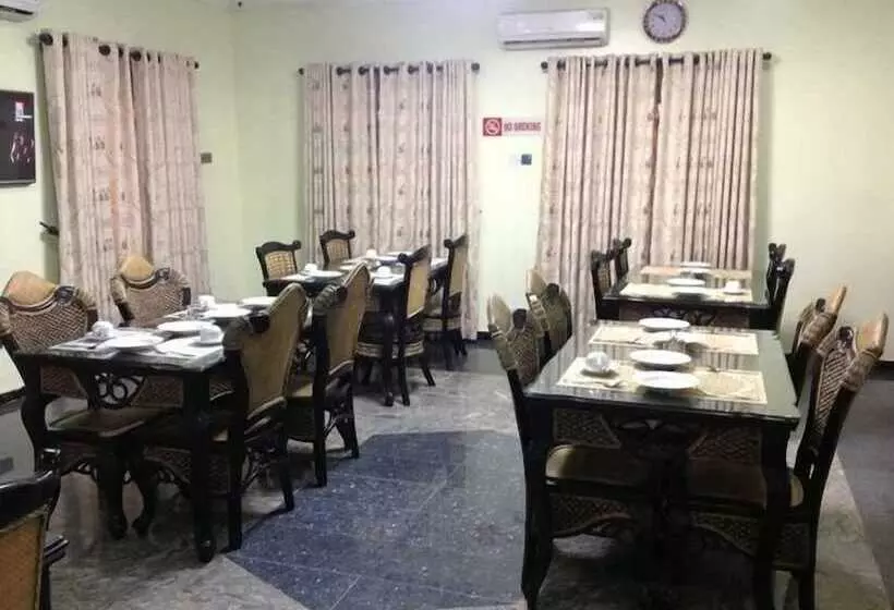 هتل Transtell Suites & Apartments