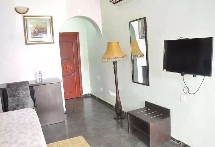 هتل Transtell Suites & Apartments