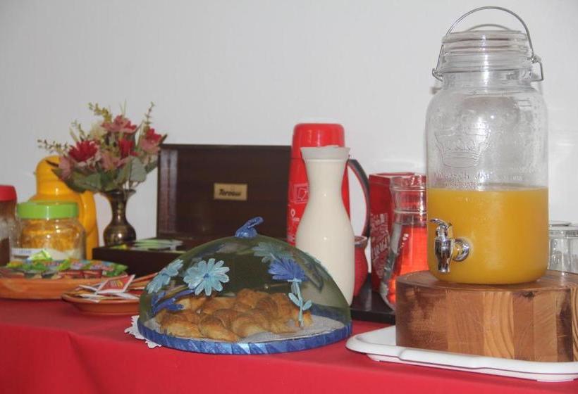 Hotel Vuelta Del Ombu