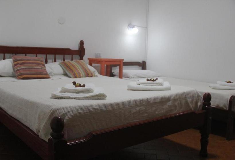 Hotel Vuelta Del Ombu