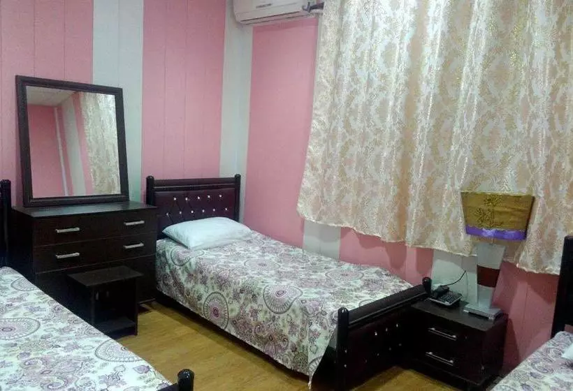 هتل Yaas Apartment