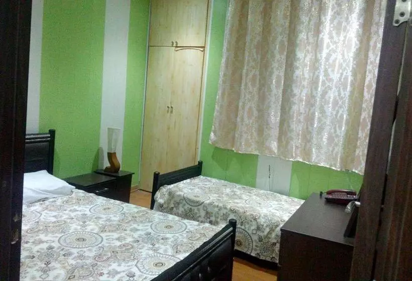 هتل Yaas Apartment