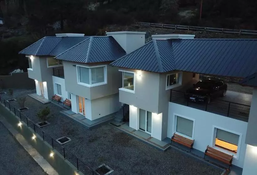 リゾートホテル Esquel Apart Loft